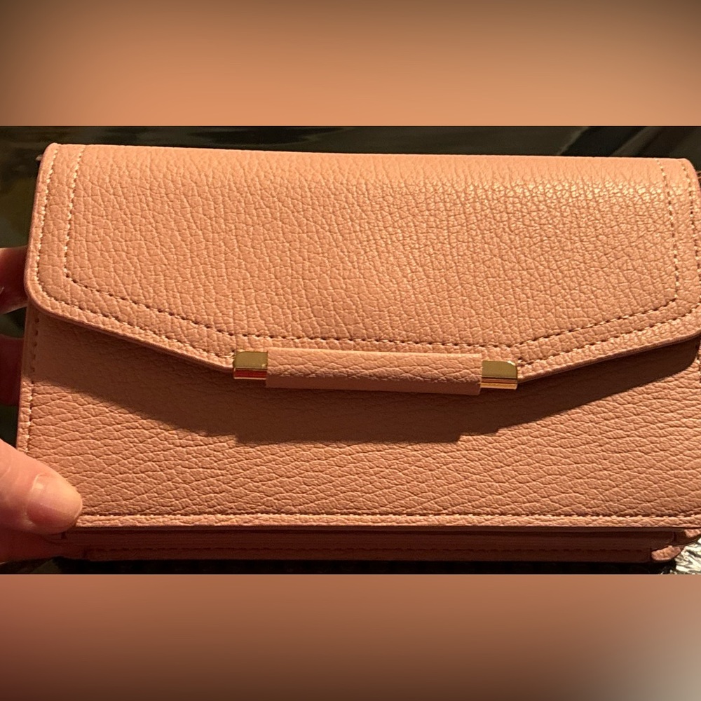 NWT 4pc Pink Vegan Leather Crossbody Hand Bag w/ Twilly, Charm and Wallet - Picture 3 of 14